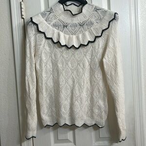 New women’s wool white & black blouse